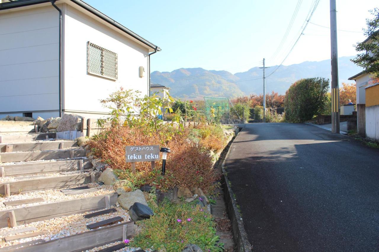 Yamanobenomichi Teku Teku Hotel Tenri Exterior foto